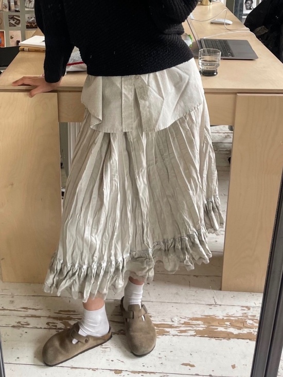 Dresses & Skirts - Gray Midi Skirt